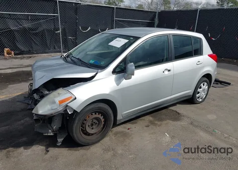 2009 Nissan Versa 1.8S z USA, uszkodzony, nr VIN 3N1BC13E19L372107